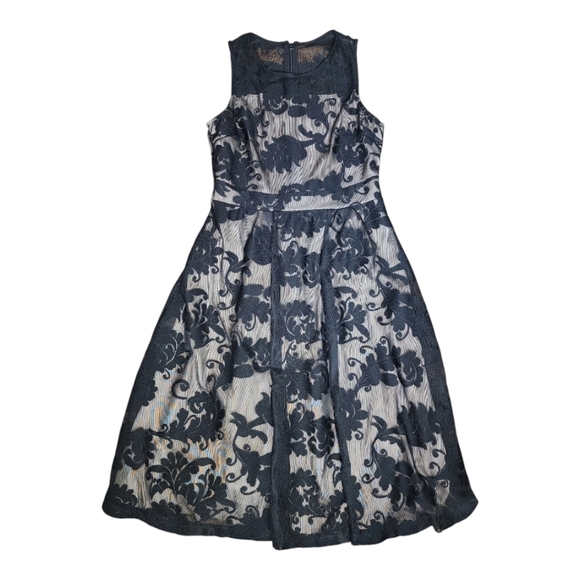 Neiman Marcus Women's A Line Black Mesh Lace Dress Size Small - Picture 4 of 5